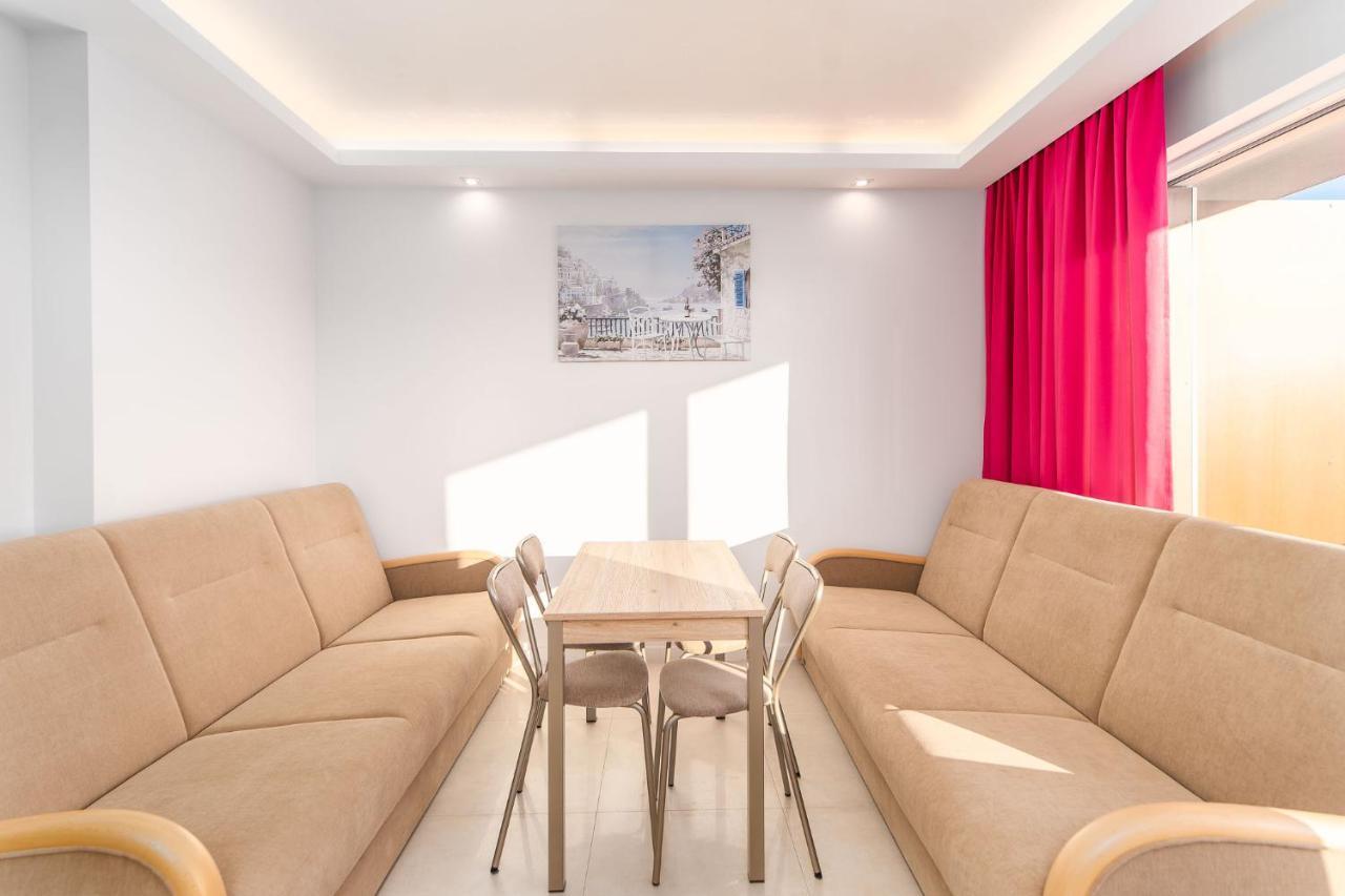 Apartamenty Flamingo By Noclegi Renters Miedzyzdroje Bagian luar foto