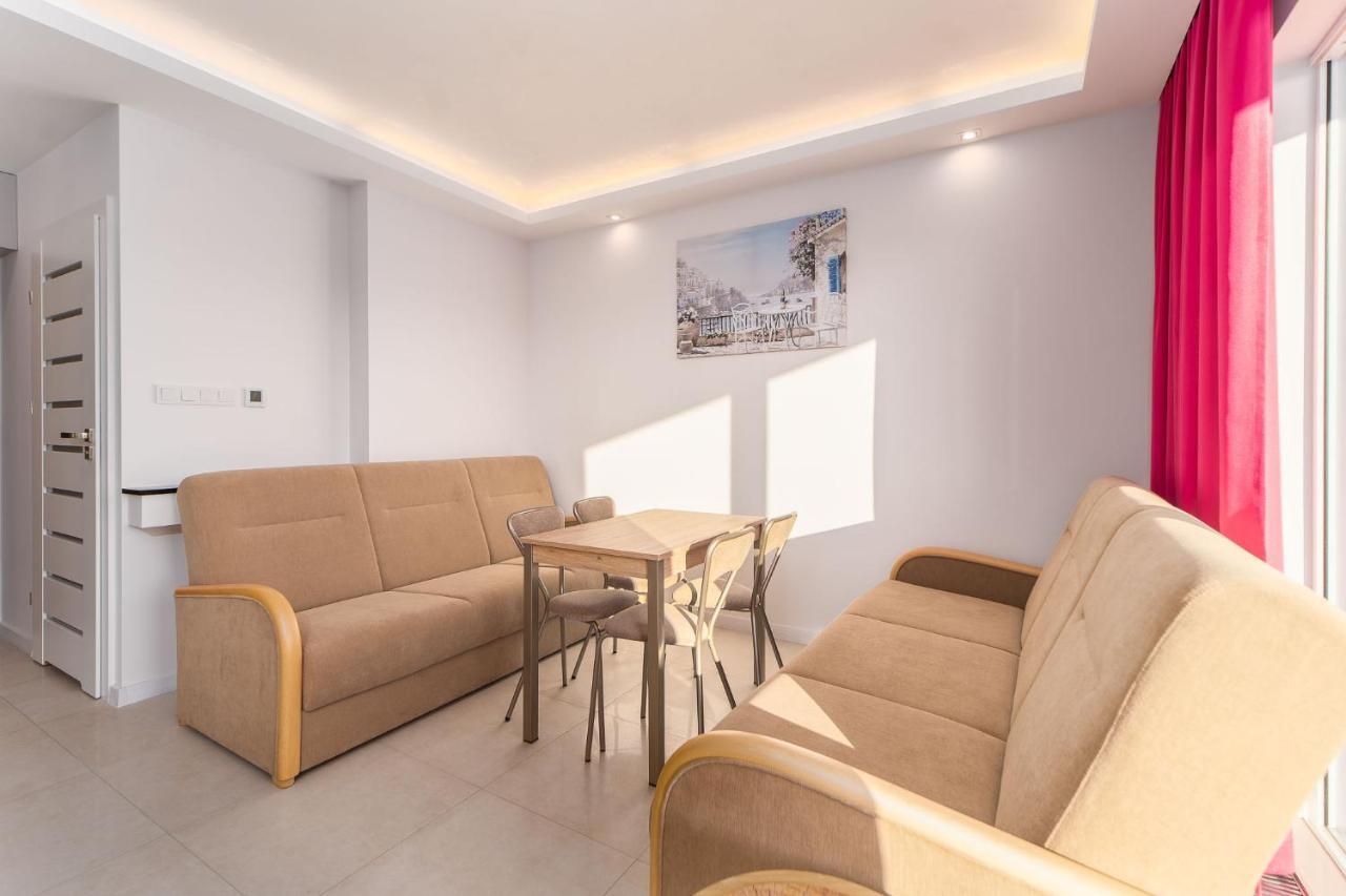 Apartamenty Flamingo By Noclegi Renters Miedzyzdroje Bagian luar foto